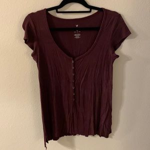 Soft and sexy American eagle tshirt